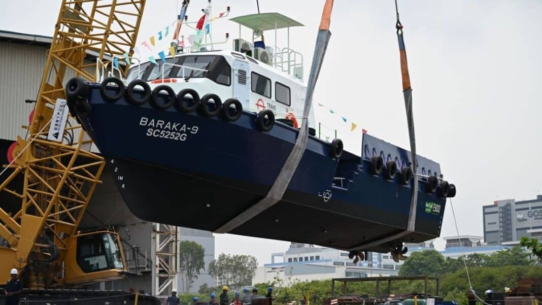Pinnacle Marine (Singapore) Pte Ltd has launched BARAKA-9, a new B100-compatible aluminium utility boat built for Trans Wave Marine Services, marking the operator’s first move into harbour craft capable of running entirely on biodiesel.
