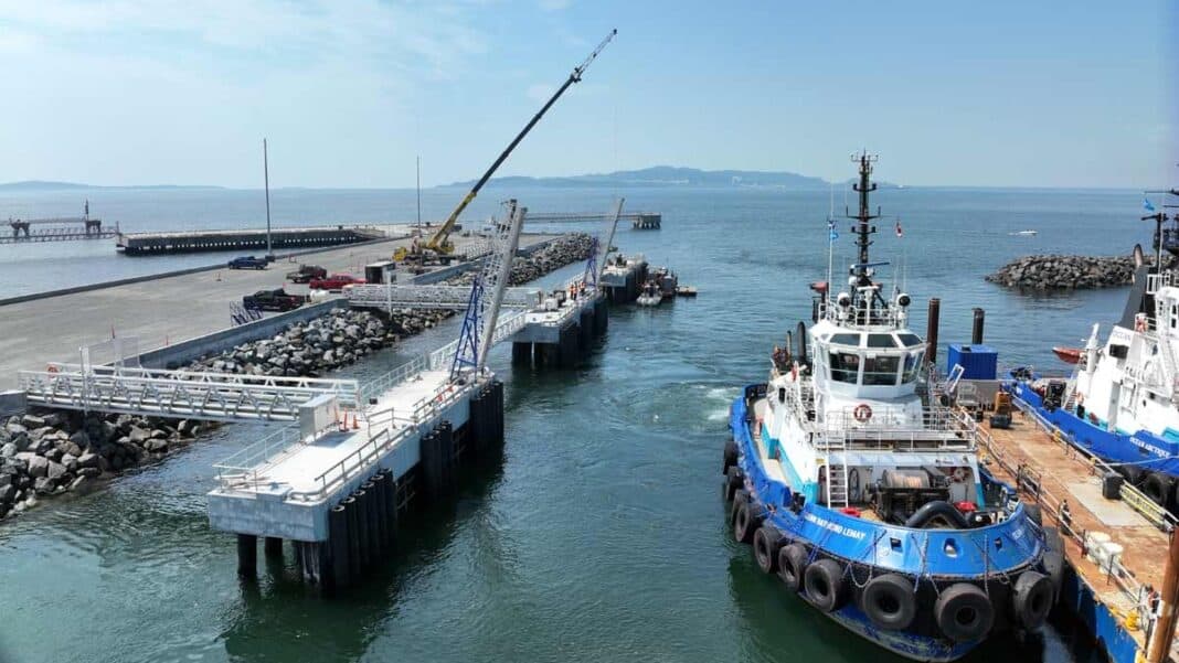 ShibataFenderTeam has designed and supplied three customised fender systems for the modernised Monseigneur-Blanche Terminal at the Port of Sept-Îles on Canada’s North Shore of the Gulf of St. Lawrence.